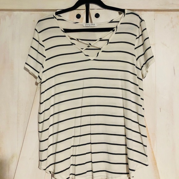 💋 Emory Park Striped Tee 💋 - Picture 1 of 4